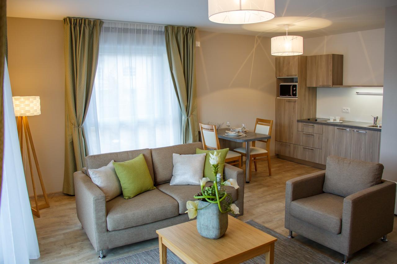 Domitys Le Pavillon De Diane Aparthotel Thionville Exterior photo